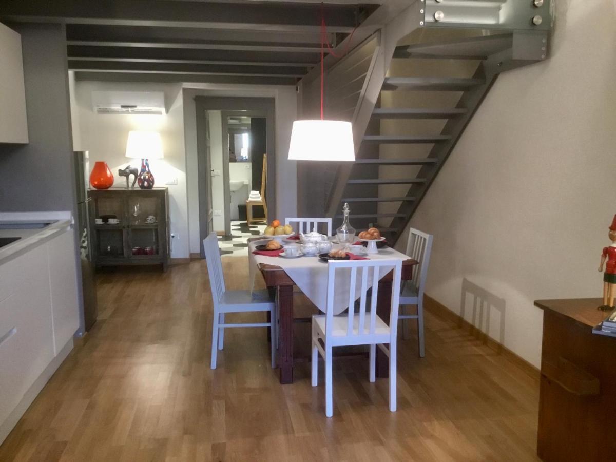 Torre Guinigi Luxury Loft Nel Centro Storico Di Lucca Apartamento Exterior foto